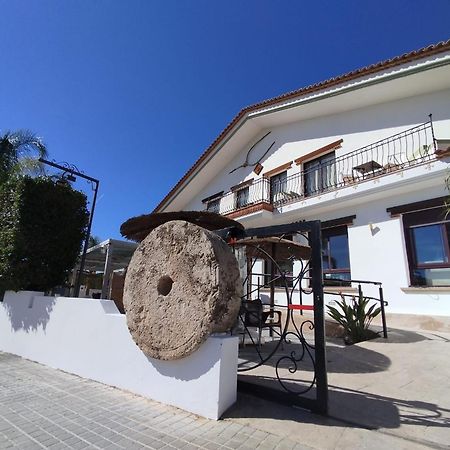 Hostal Espai Mediterrani Puebla de Vallbona Eksteriør billede