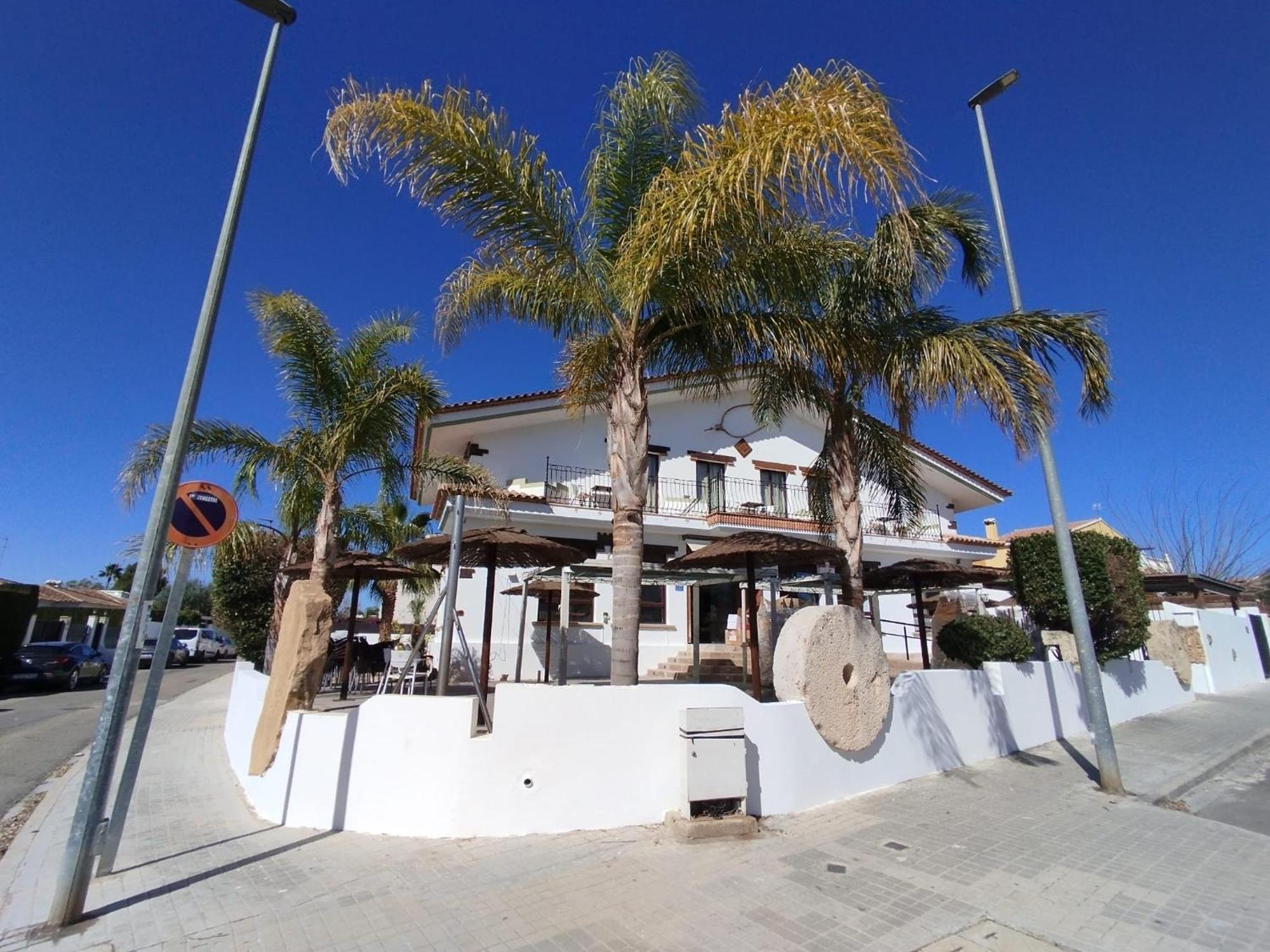 Hostal Espai Mediterrani Puebla de Vallbona Eksteriør billede