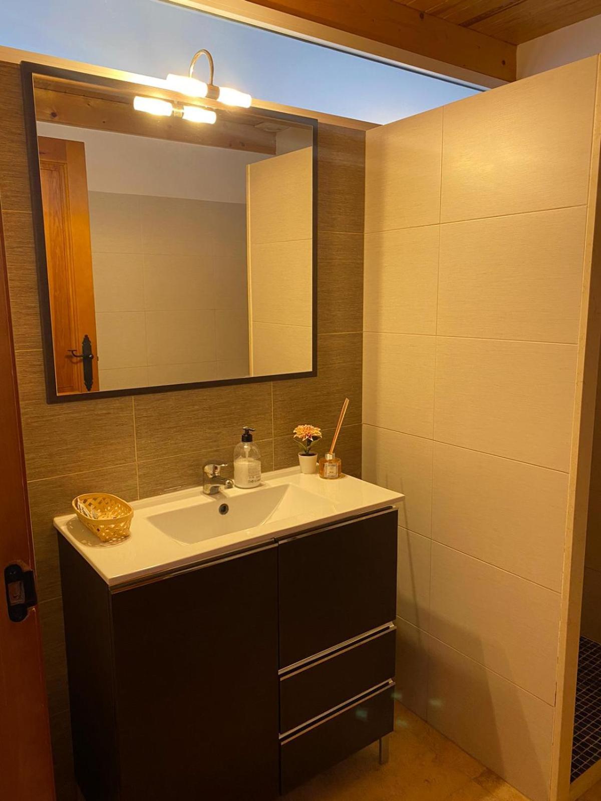 Hostal Espai Mediterrani Puebla de Vallbona Eksteriør billede